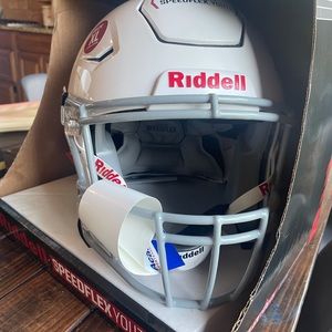 Football Helmet - Youth